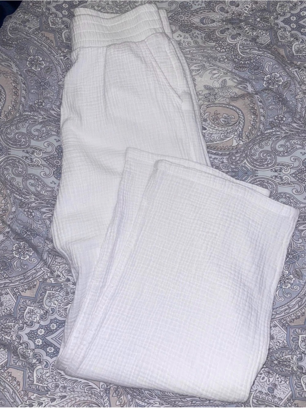 Women’s White DKNY Linen Pants Medium